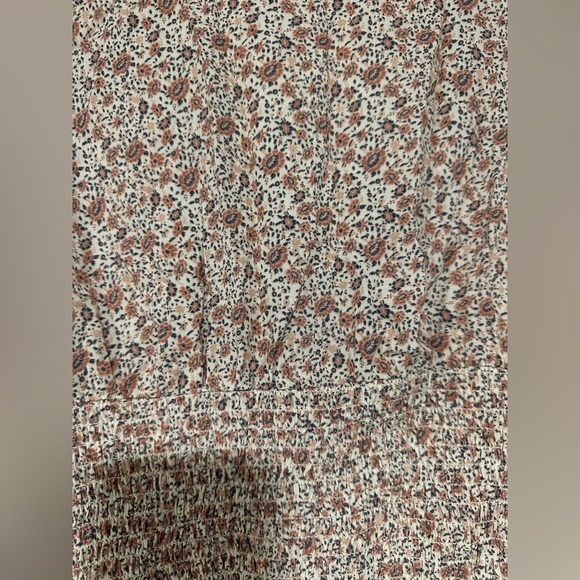 American Eagle Womens M Smocked Blouse Tie Front Top Shirt Floral Boho Pink NWT - Picture 7 of 7